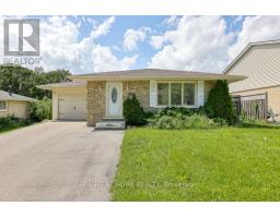 751 BOYLE DRIVE, Woodstock, Ontario