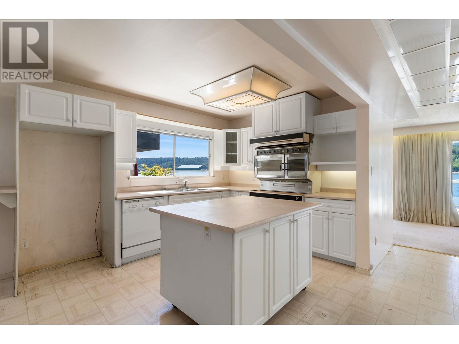 1208 Alderside Road, Port Moody, British Columbia  V3H 3A6 - Photo 14 - R2948028