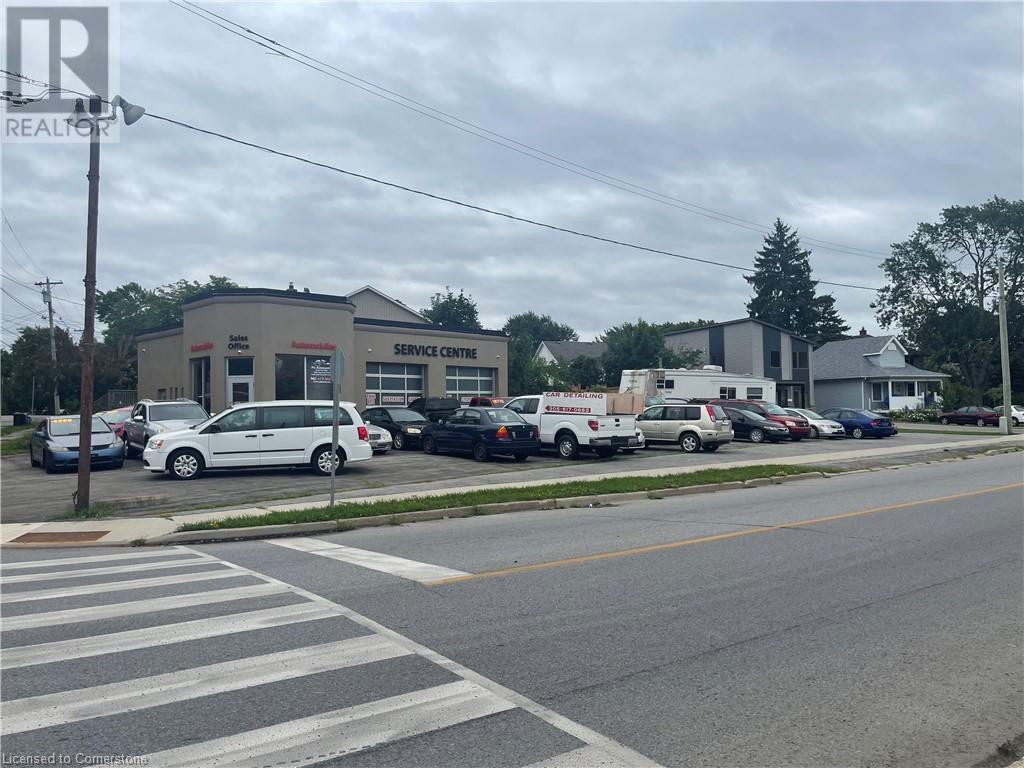 54 Ormond Street S, Thorold, Ontario  L2V 1Y5 - Photo 2 - 40682841