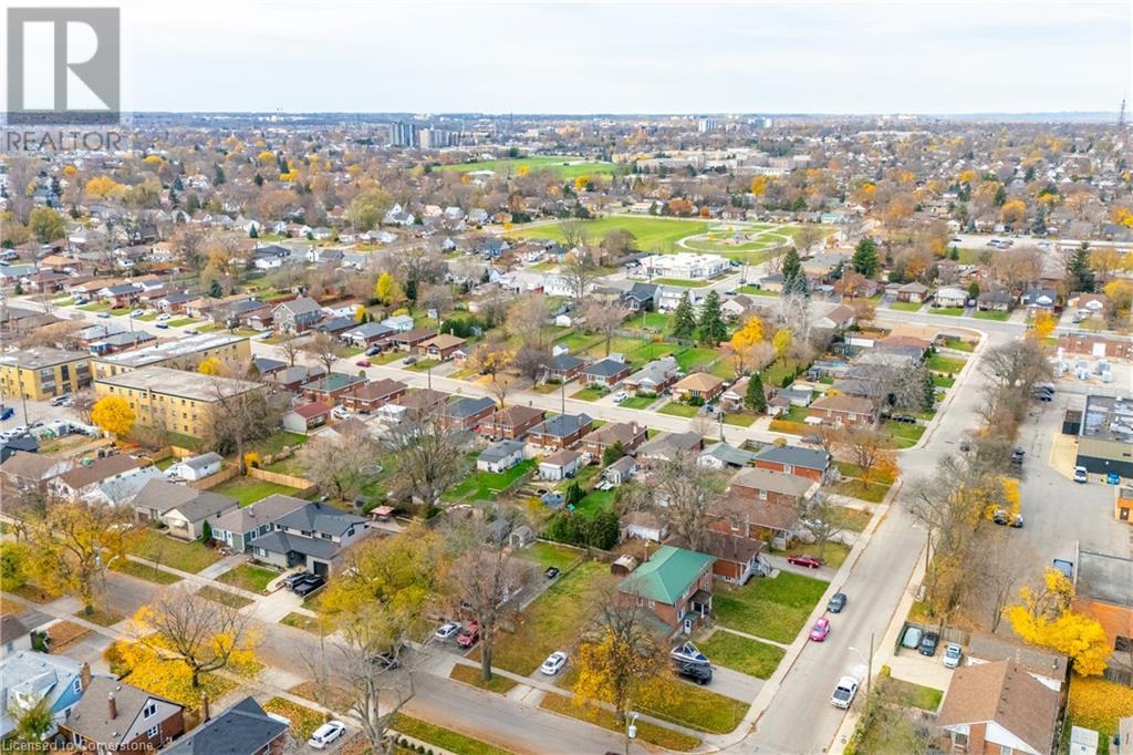 270 East 43rd Street, Hamilton, Ontario  L8T 3E1 - Photo 11 - 40682667