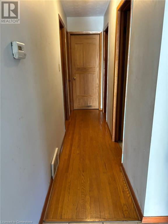 3 Delawana Drive, Hamilton, Ontario  L8E 3N5 - Photo 7 - 40682664