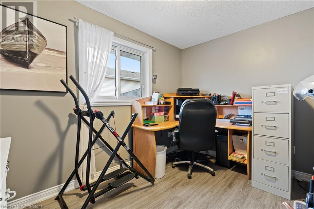 11 Miranda Court, Welland, Ontario  L3C 7C7 - Photo 21 - 40682106