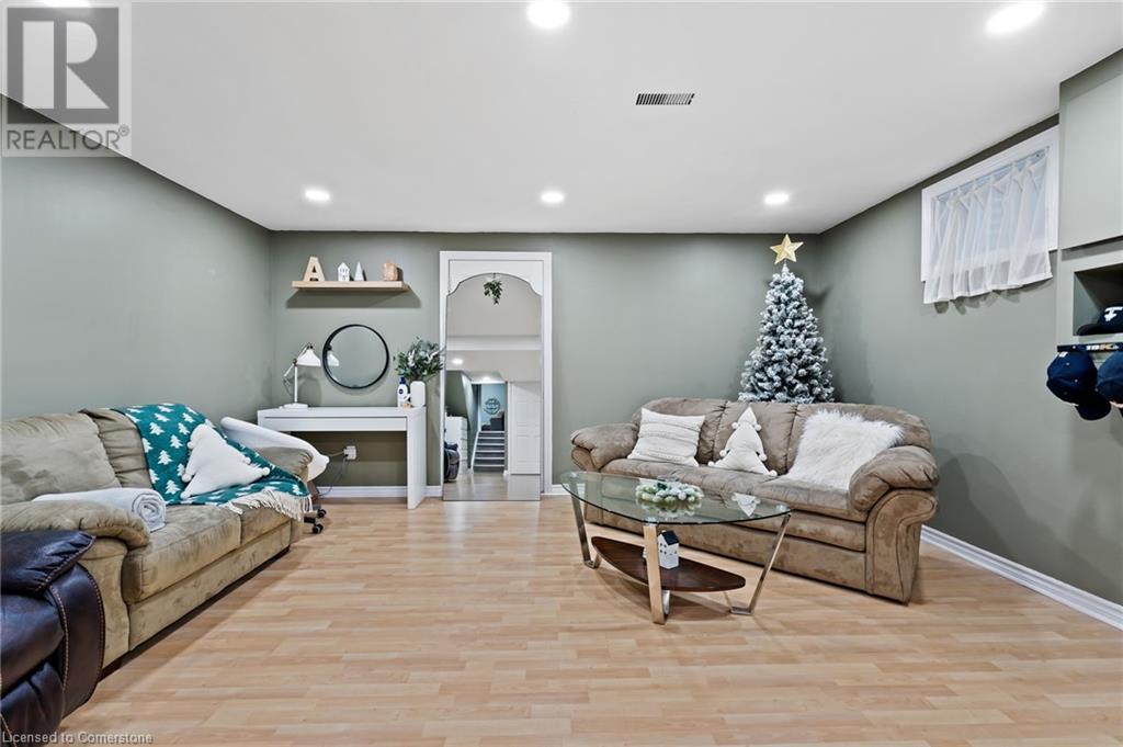 11 Miranda Court, Welland, Ontario  L3C 7C7 - Photo 28 - 40682106