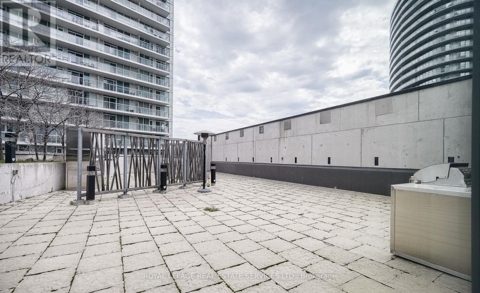 1907 - 75 Queens Wharf Road, Toronto, Ontario  M5V 0J8 - Photo 18 - C11823183