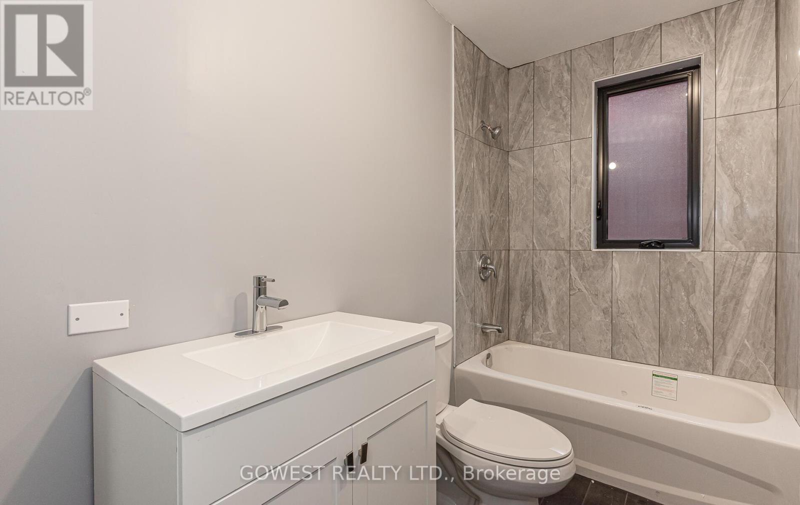 62 Parkway Avenue, Toronto, Ontario  M6R 1T5 - Photo 21 - W11823568