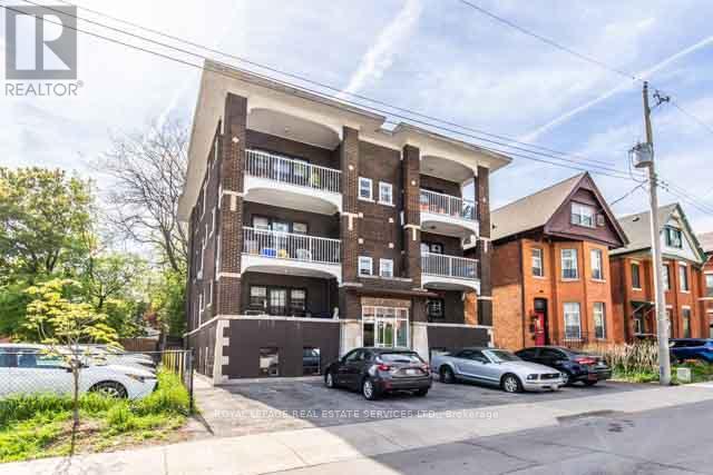 Property at 15 ONTARIO AVENUE image 1