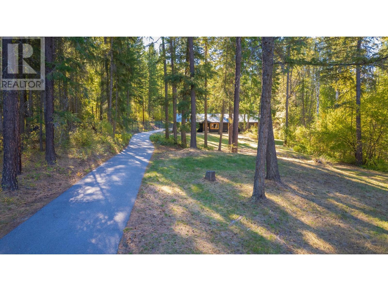 1980 Snowball Creek Road, Grand Forks, British Columbia  V0H 1H1 - Photo 2 - 2479019