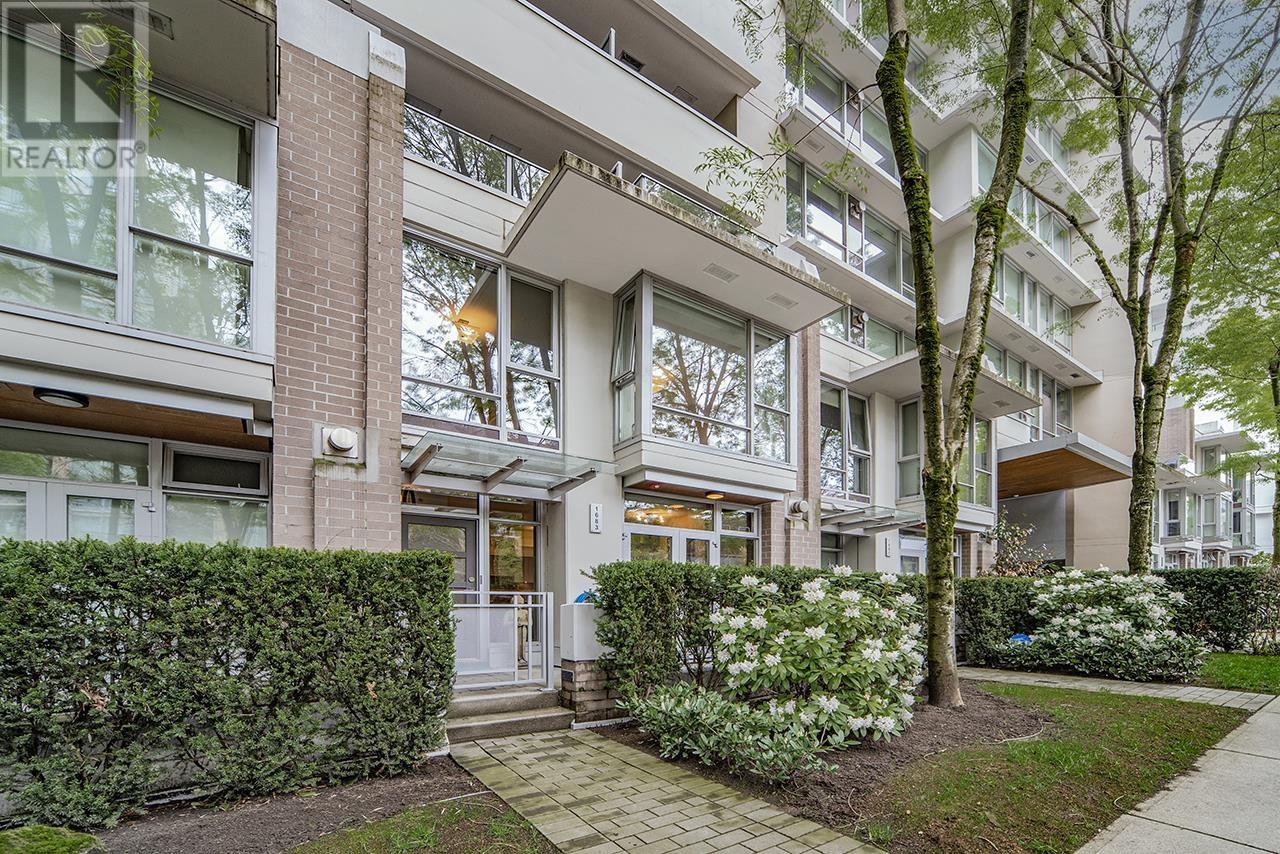1683 W 8TH AVENUE, vancouver, British Columbia