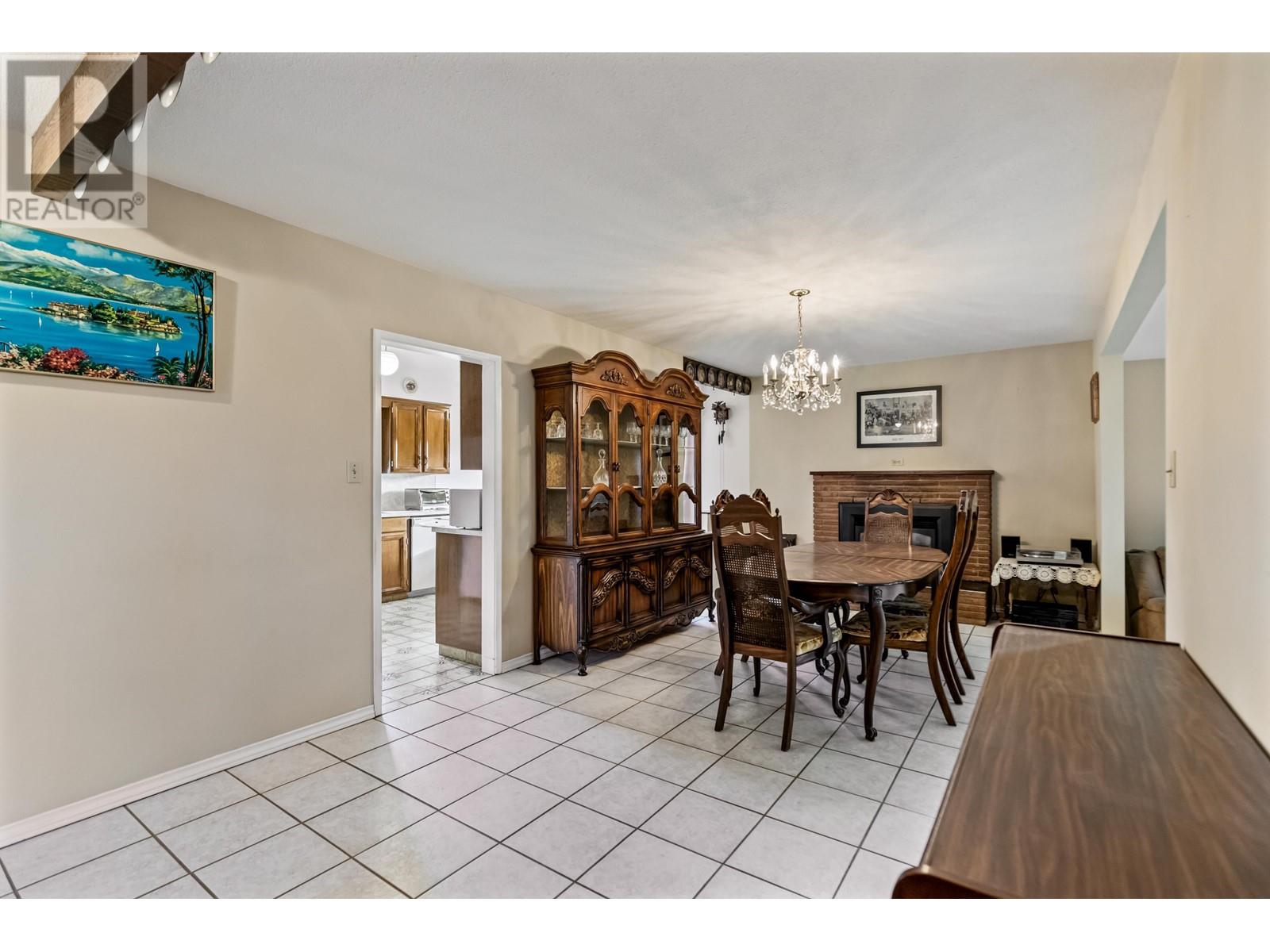 13448 Reichenbach Road, Pitt Meadows, British Columbia  V3Y 1Z1 - Photo 10 - R2948067