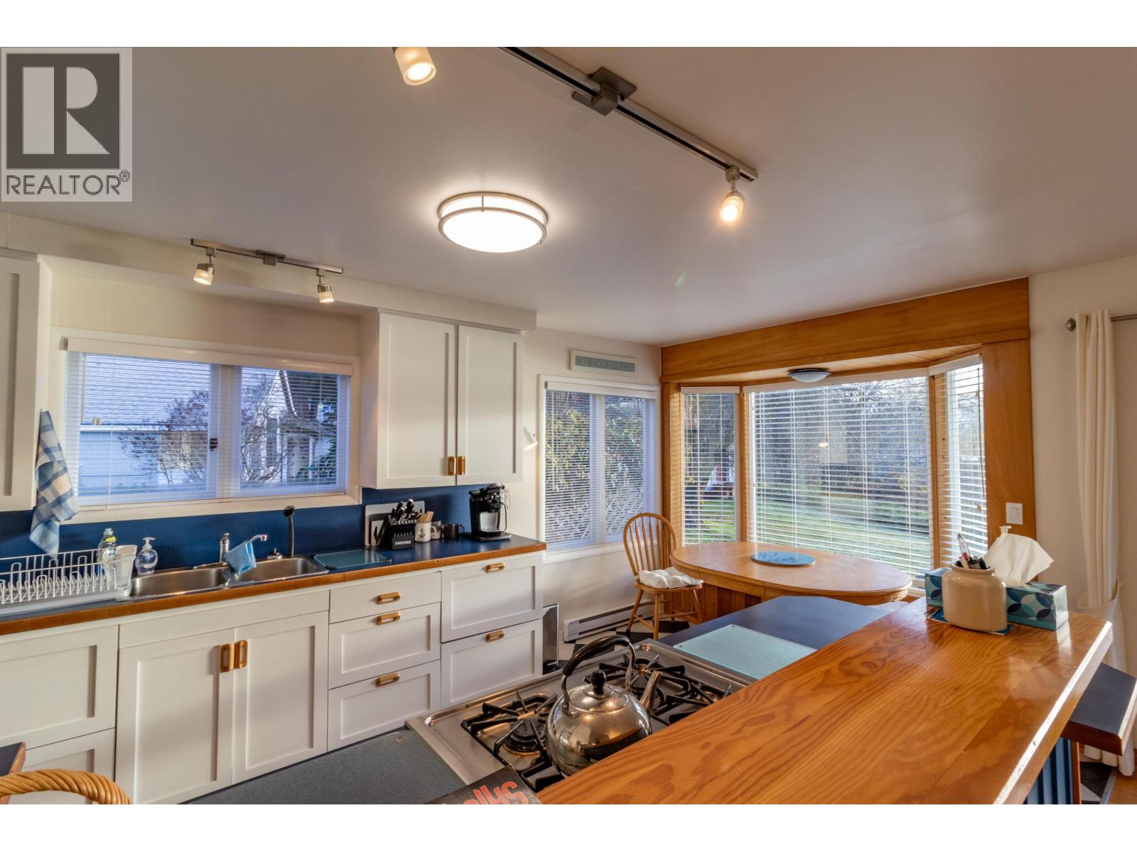 73 Madrona Road, Galiano Island, British Columbia  V0N 1P0 - Photo 20 - R2948068