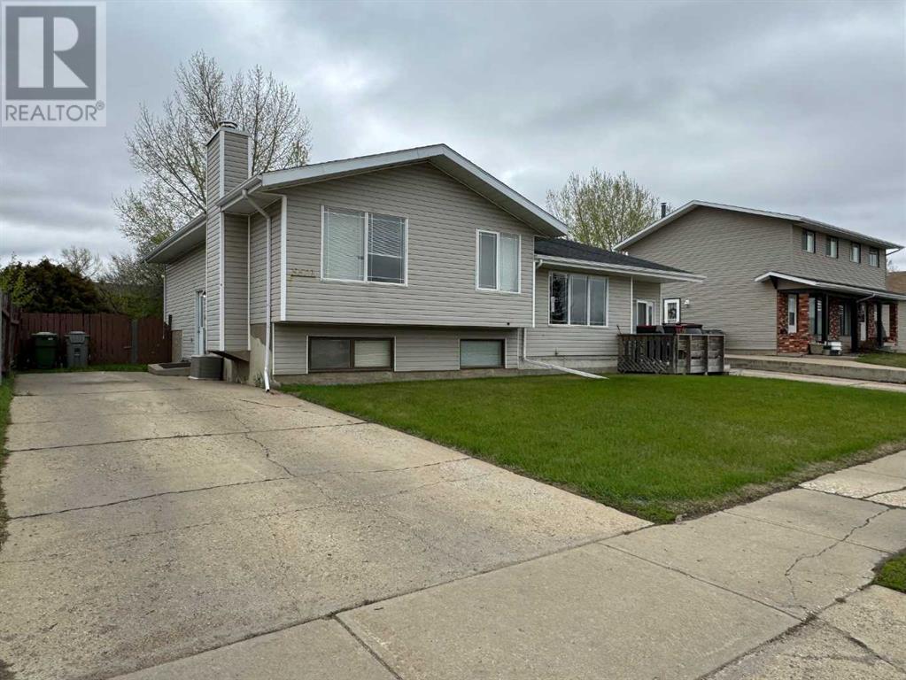 5521 31 Street, Lloydminster, Alberta  T9V 1R9 - Photo 3 - A2131805