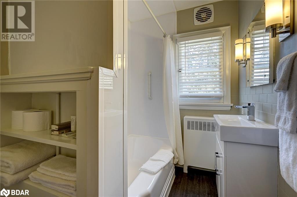 15 Parkside Drive Unit# 2, Barrie, Ontario  L4N 1W7 - Photo 10 - 40611844