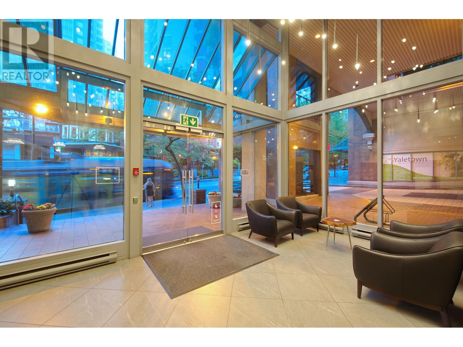 2201 888 Hamilton Street, Vancouver, British Columbia  V6B 5W4 - Photo 4 - R2930237