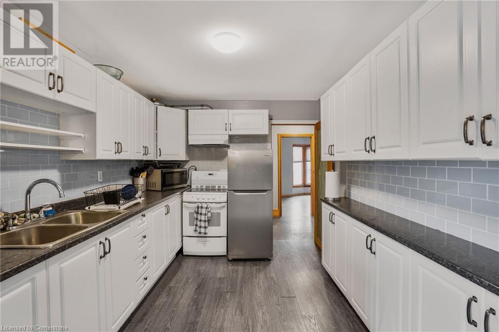 968 Main Street E, Hamilton, Ontario  L8M 1M8 - Photo 11 - 40679598