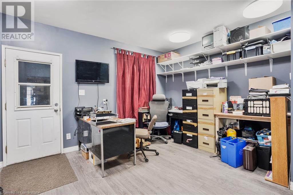 968 Main Street E, Hamilton, Ontario  L8M 1M8 - Photo 21 - 40679598