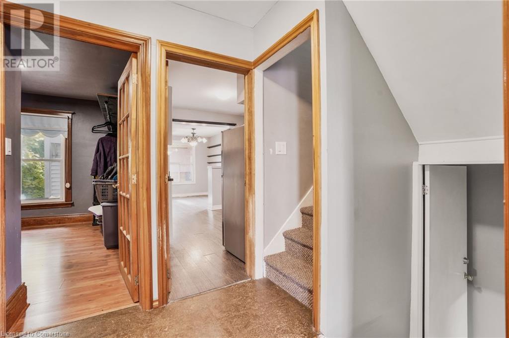 968 Main Street E, Hamilton, Ontario  L8M 1M8 - Photo 24 - 40679598