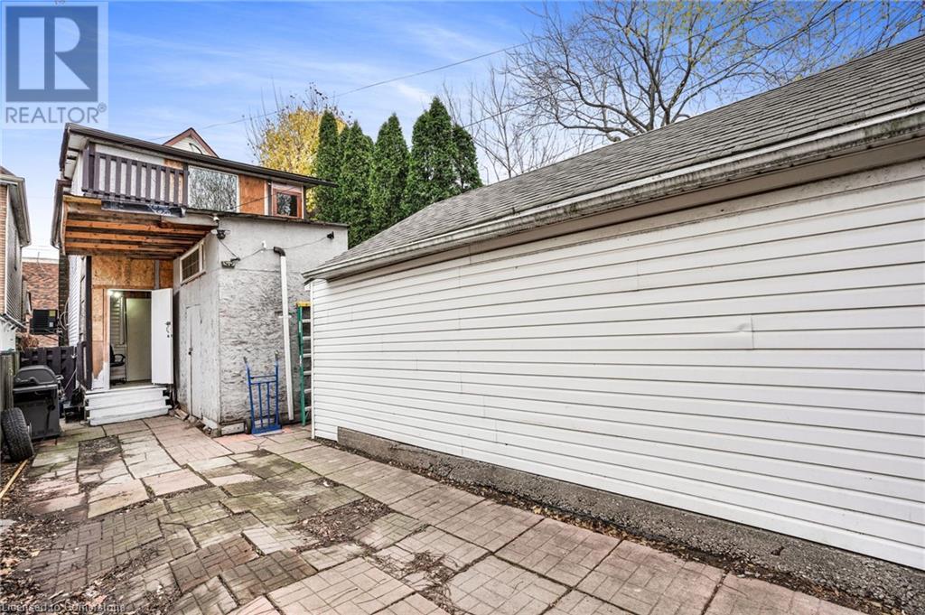 968 Main Street E, Hamilton, Ontario  L8M 1M8 - Photo 31 - 40679598