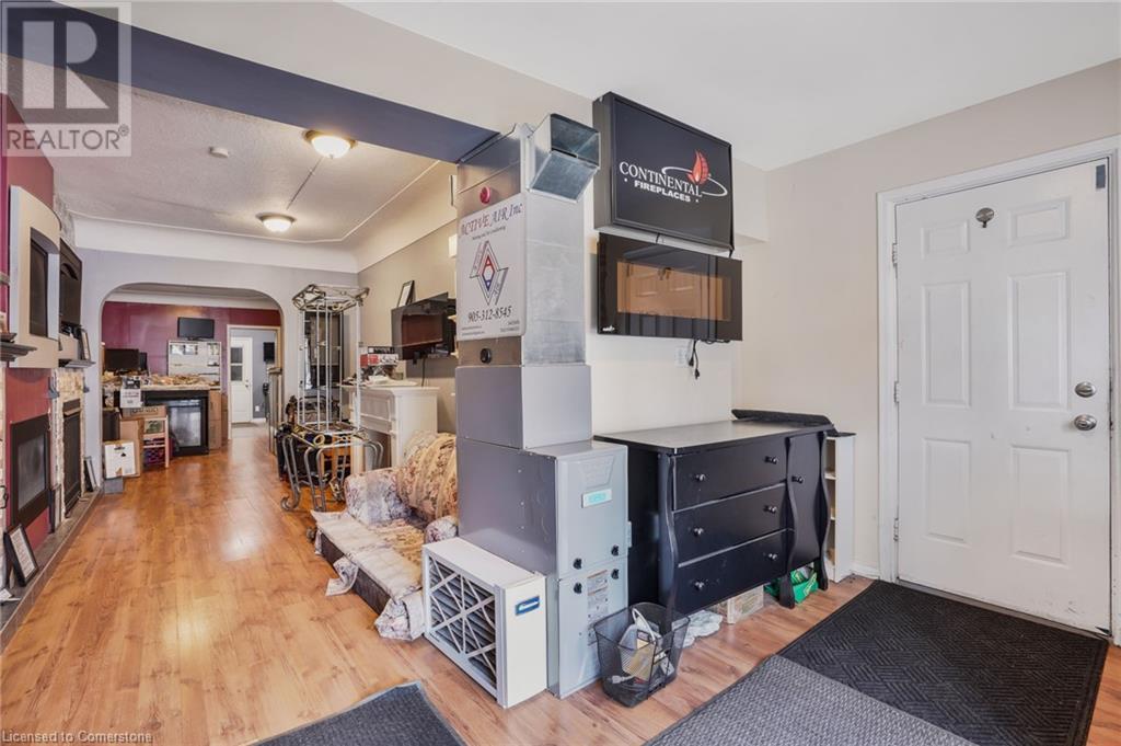 968 Main Street E, Hamilton, Ontario  L8M 1M8 - Photo 8 - 40679598