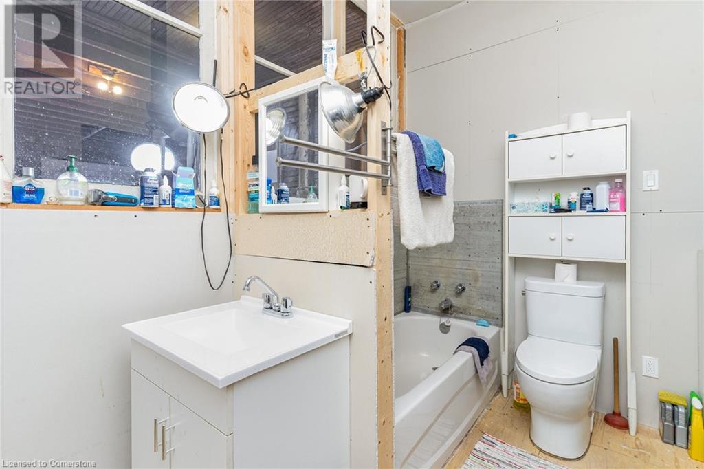 472 Barton Street E, Hamilton, Ontario  L8L 2Y8 - Photo 11 - 40678989