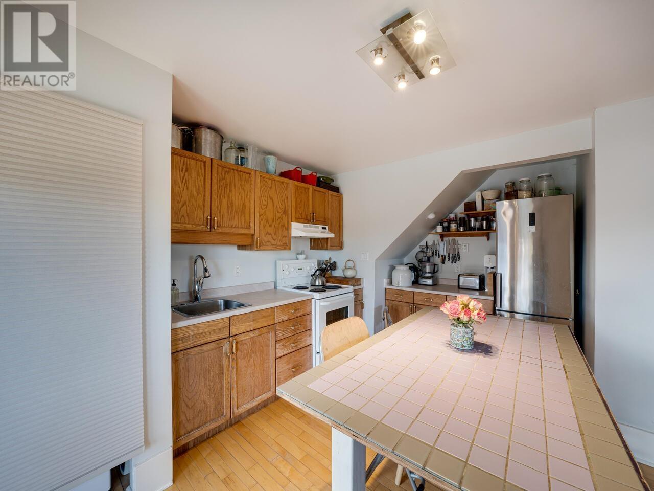 830 E 14th Avenue, Vancouver, British Columbia  V5T 2N6 - Photo 26 - R2940527