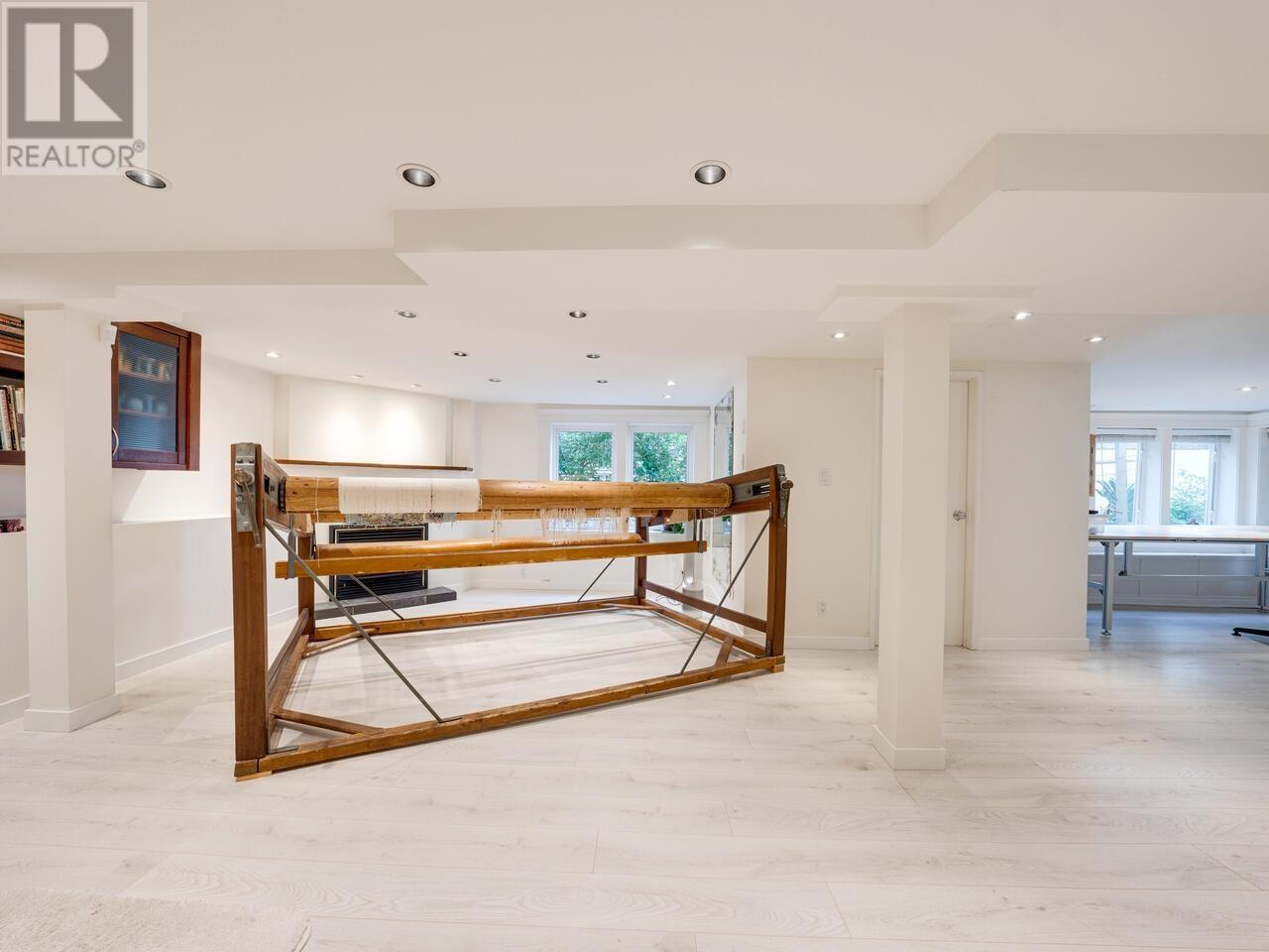 830 E 14th Avenue, Vancouver, British Columbia  V5T 2N6 - Photo 18 - R2940527
