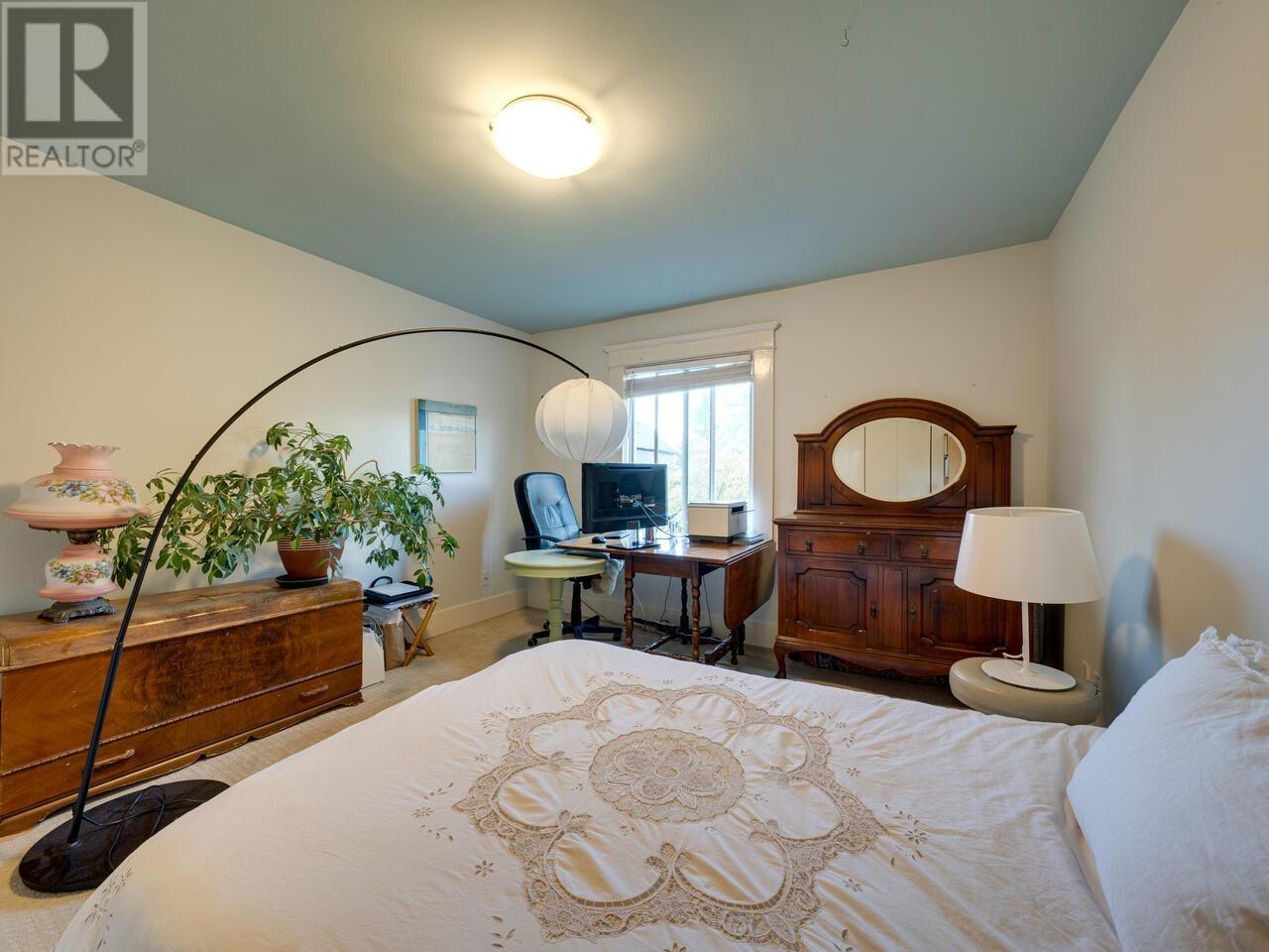 830 E 14th Avenue, Vancouver, British Columbia  V5T 2N6 - Photo 29 - R2940527