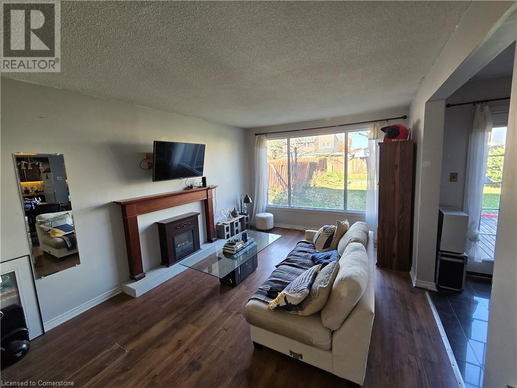 1163 Limeridge Road E, Hamilton, Ontario  L8W 1E9 - Photo 2 - 40682849