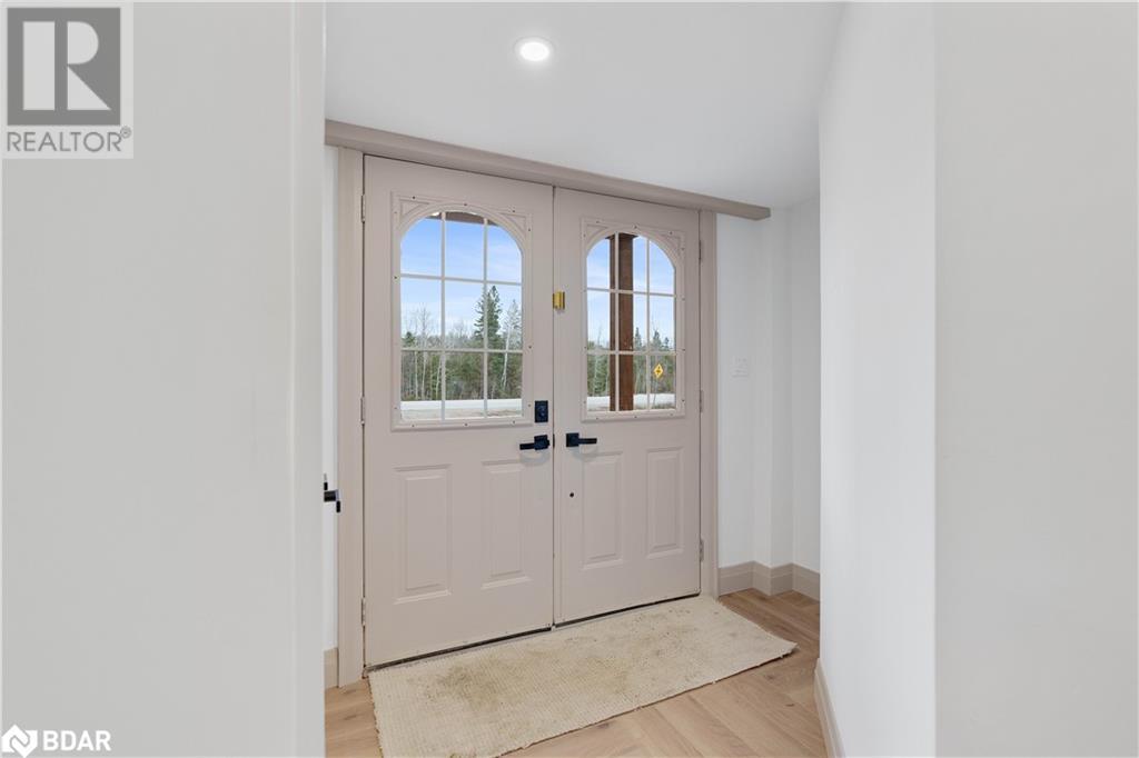 1998 Old Barrie Road East Road E, Oro-Medonte, Ontario  L0L 1T0 - Photo 8 - 40682402