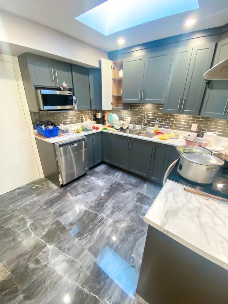 9864 128 Street, Surrey, British Columbia  V3T 2Y6 - Photo 11 - R2947955
