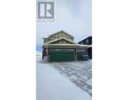 1412 Price Close, carstairs, Alberta