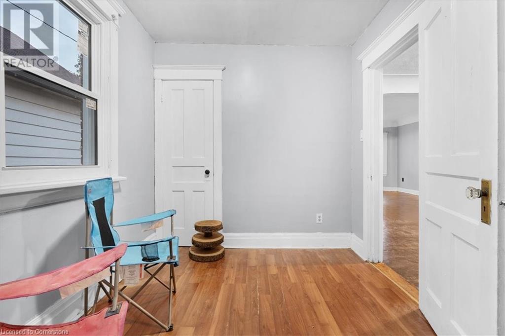 105 Edgemont Street N, Hamilton, Ontario  L8H 4C9 - Photo 12 - 40682884