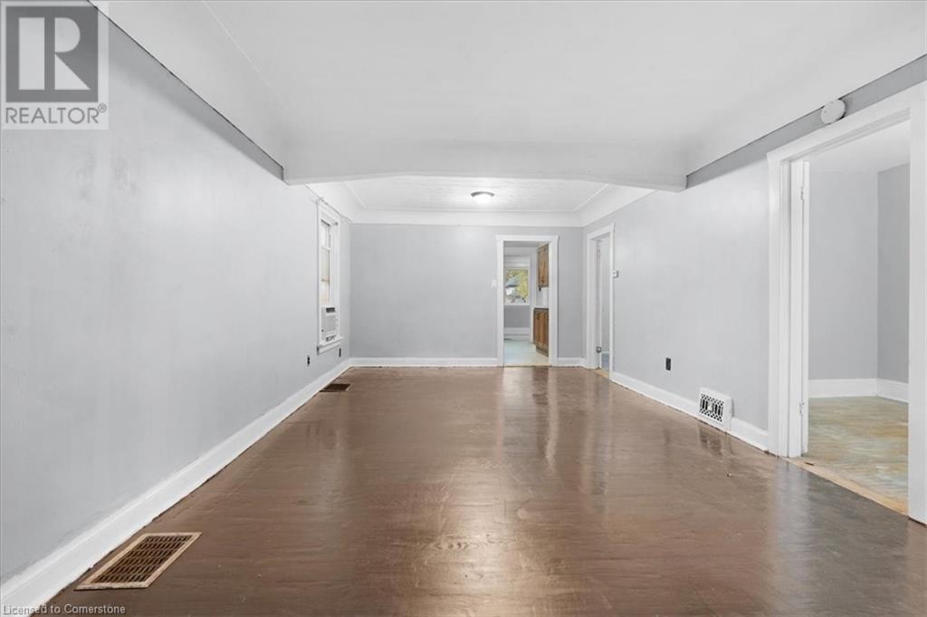 105 Edgemont Street N, Hamilton, Ontario  L8H 4C9 - Photo 5 - 40682884