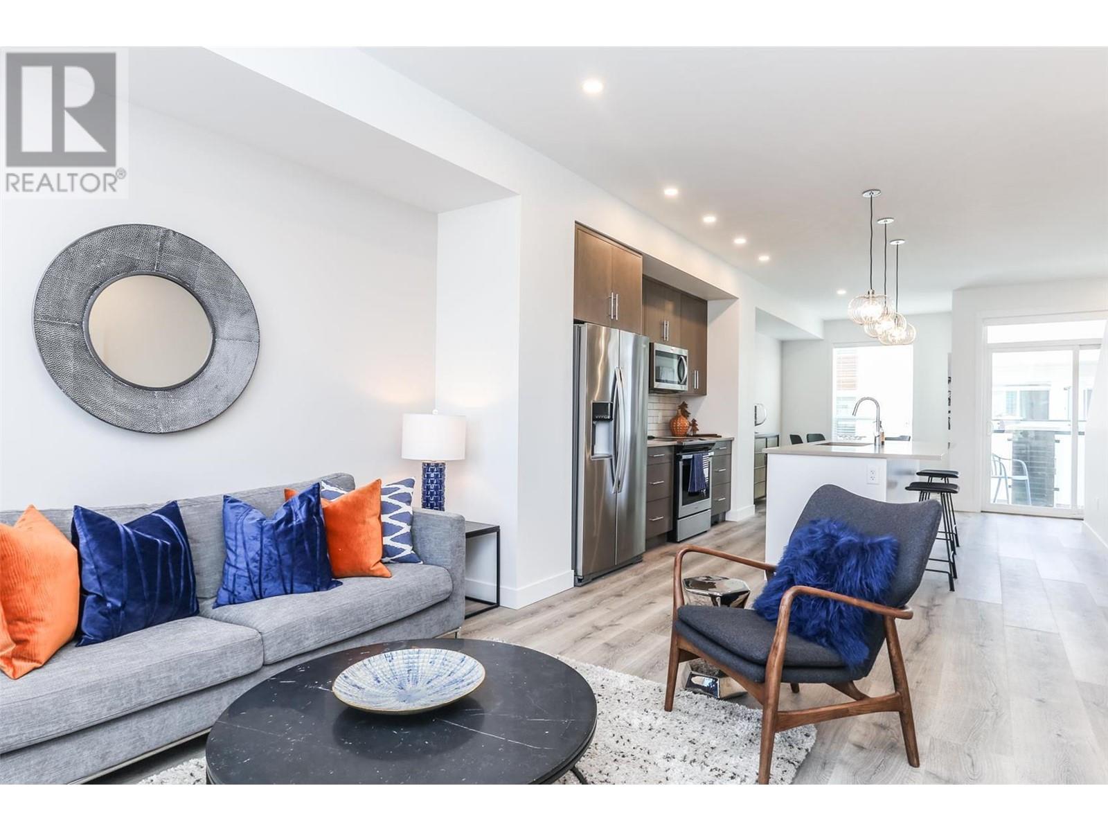 Property at 610 Academy Way Unit# 111 image 3