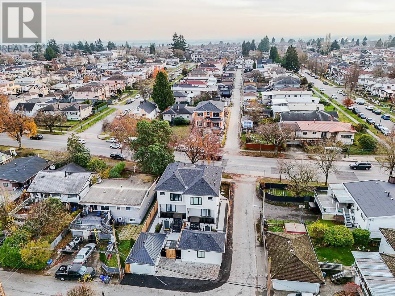 Listing Picture 36 of 37 : 2331 E 49TH AVENUE, Vancouver / 溫哥華 - 魯藝地產 Yvonne Lu Group - MLS Medallion Club Member