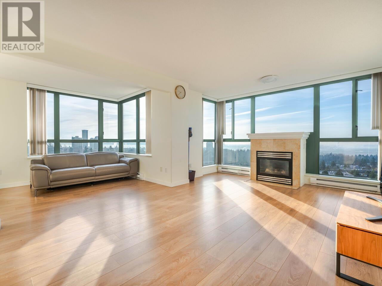 1303 6659 Southoaks Crescent, Burnaby, British Columbia  V5E 4M9 - Photo 4 - R2948219