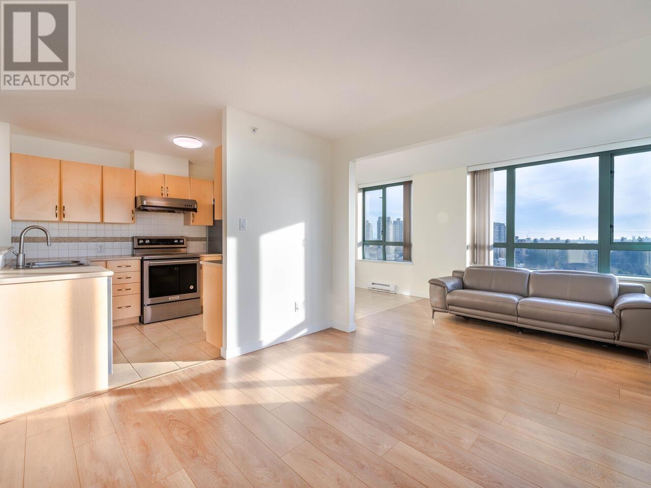 1303 6659 Southoaks Crescent, Burnaby, British Columbia  V5E 4M9 - Photo 5 - R2948219