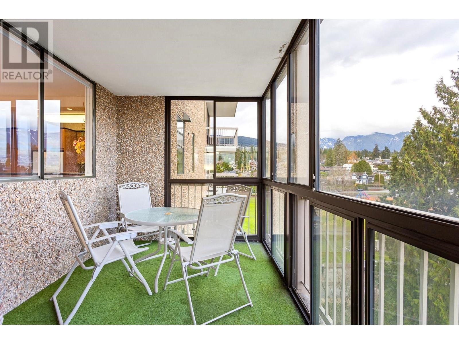 701 1390 Duchess Avenue, West Vancouver, British Columbia V7T 1H6 - Photo 9 - R2948241