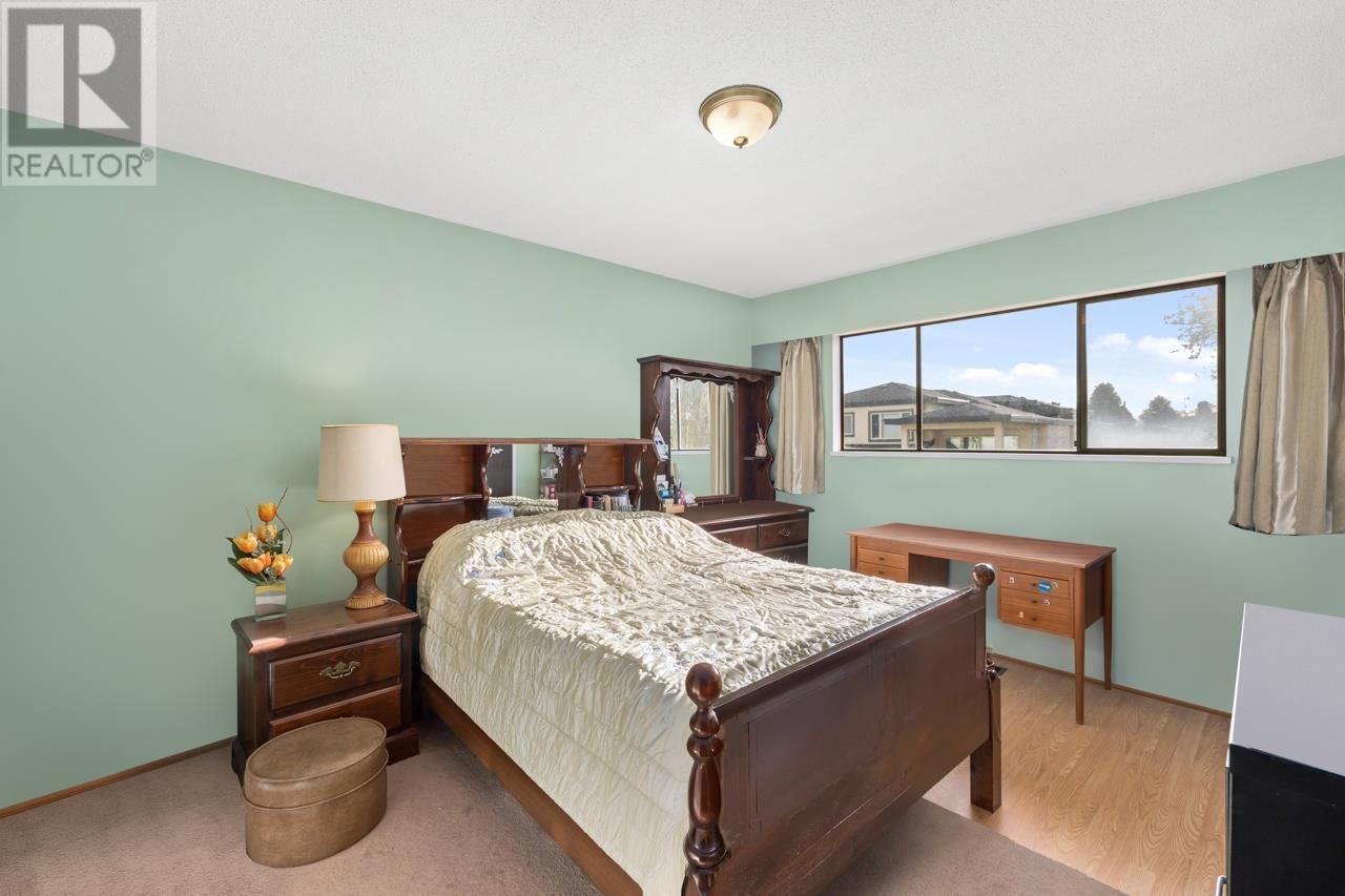 Listing Picture 12 of 36 : 10840 ASHCROFT AVENUE, Richmond / 烈治文 - 魯藝地產 Yvonne Lu Group - MLS Medallion Club Member