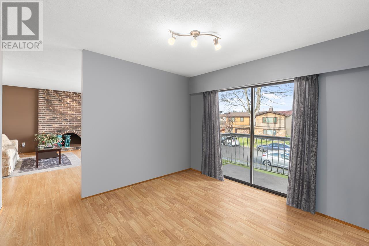 Listing Picture 5 of 36 : 10840 ASHCROFT AVENUE, Richmond / 烈治文 - 魯藝地產 Yvonne Lu Group - MLS Medallion Club Member