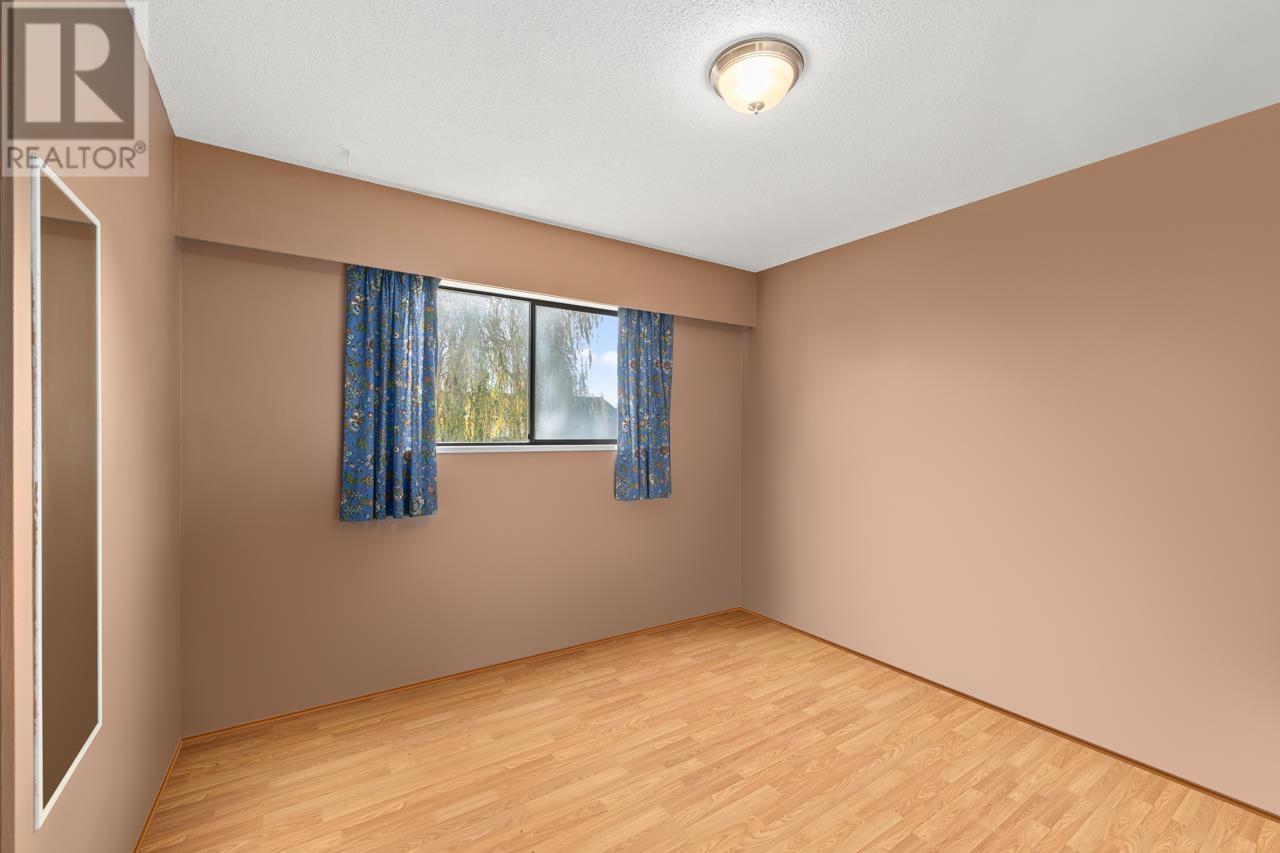 Listing Picture 17 of 36 : 10840 ASHCROFT AVENUE, Richmond / 烈治文 - 魯藝地產 Yvonne Lu Group - MLS Medallion Club Member