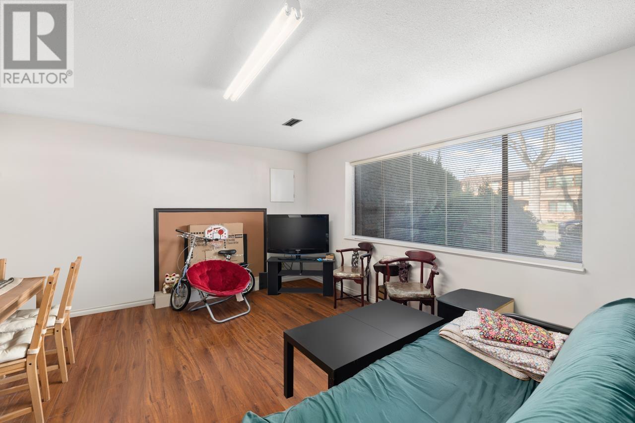 Listing Picture 21 of 36 : 10840 ASHCROFT AVENUE, Richmond / 烈治文 - 魯藝地產 Yvonne Lu Group - MLS Medallion Club Member