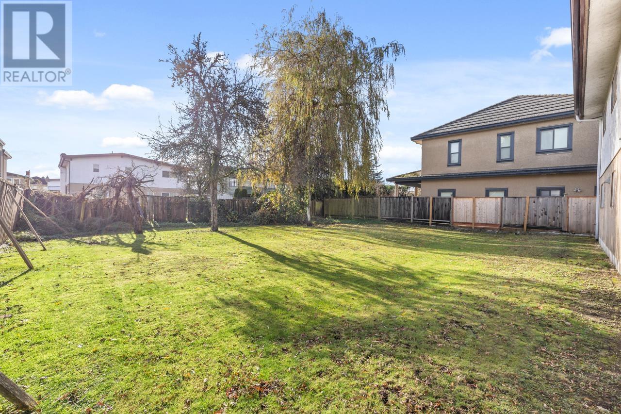 Listing Picture 27 of 36 : 10840 ASHCROFT AVENUE, Richmond / 烈治文 - 魯藝地產 Yvonne Lu Group - MLS Medallion Club Member