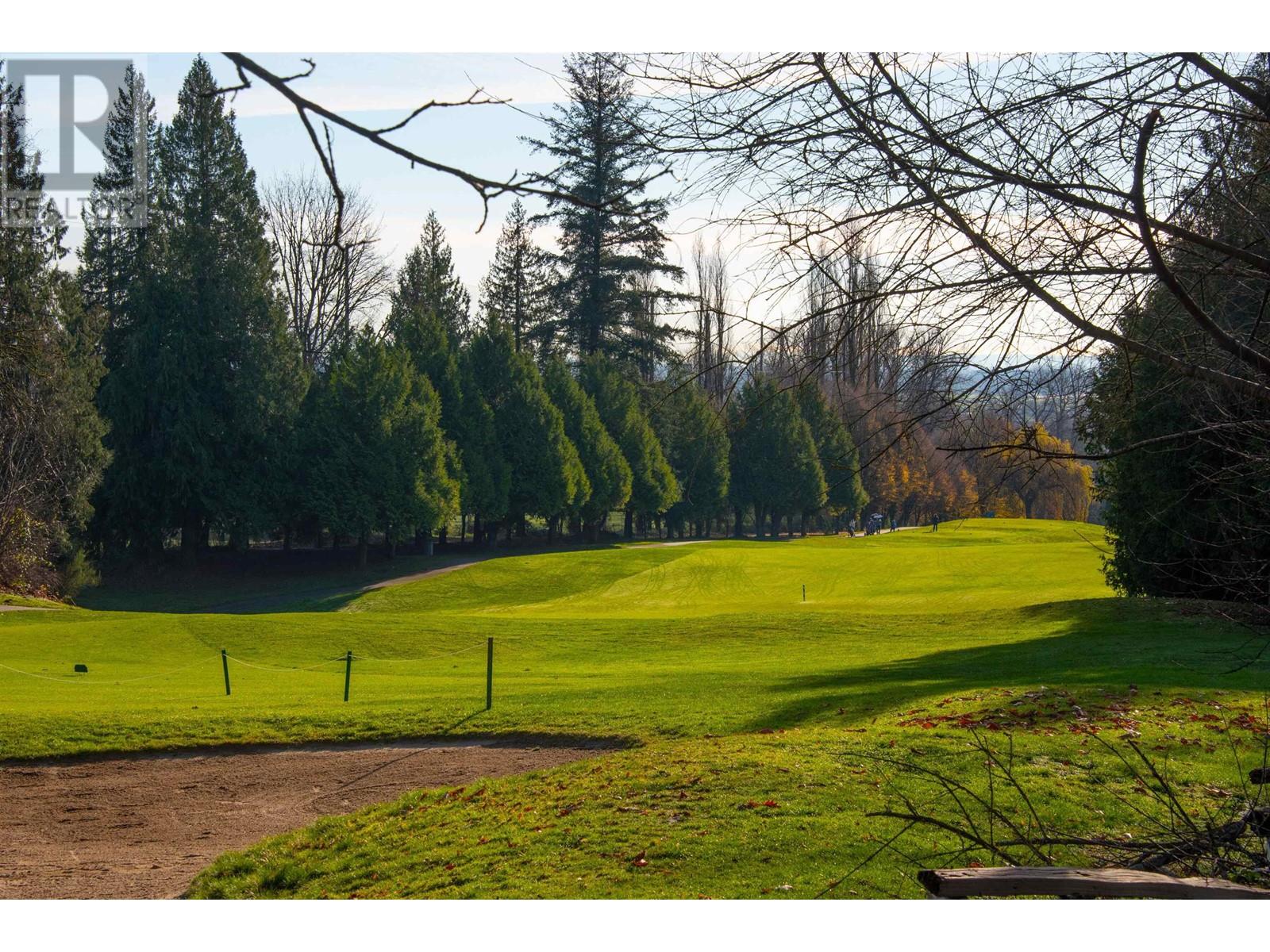 Listing Picture 12 of 15 : 2354 BURQUITLAM DRIVE, Vancouver / 溫哥華 - 魯藝地產 Yvonne Lu Group - MLS Medallion Club Member