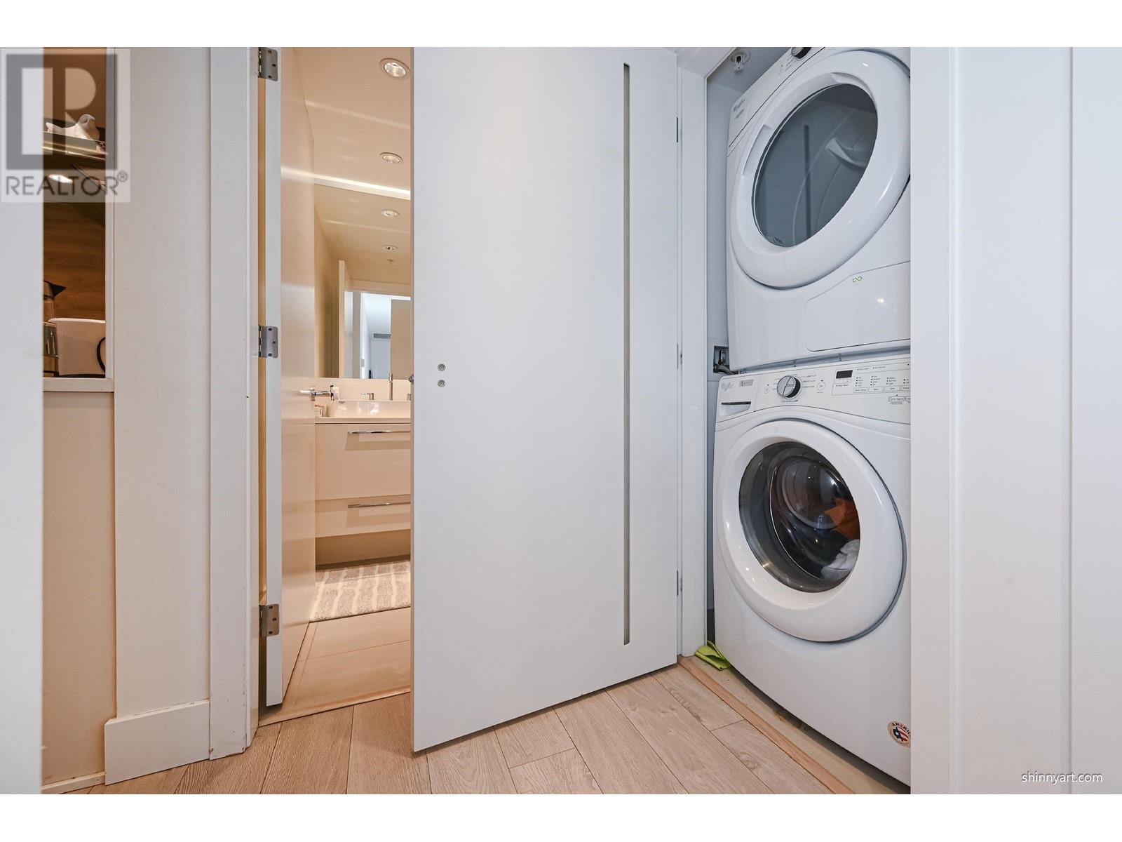 Listing Picture 9 of 27 : 1910 7303 NOBLE LANE, Burnaby / 本拿比 - 魯藝地產 Yvonne Lu Group - MLS Medallion Club Member