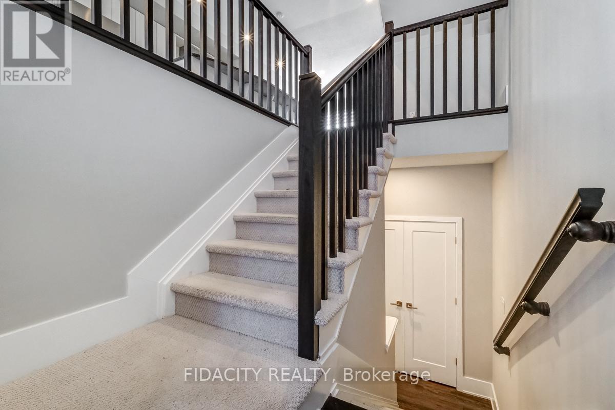 Property at 528 OZAWA image 3