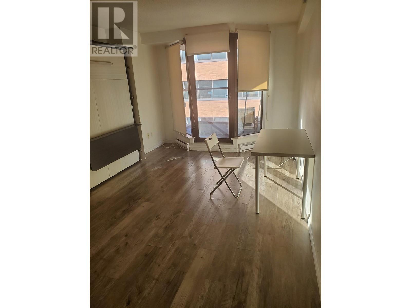 Listing Picture 6 of 19 : 710 1189 HOWE STREET, Vancouver / 溫哥華 - 魯藝地產 Yvonne Lu Group - MLS Medallion Club Member