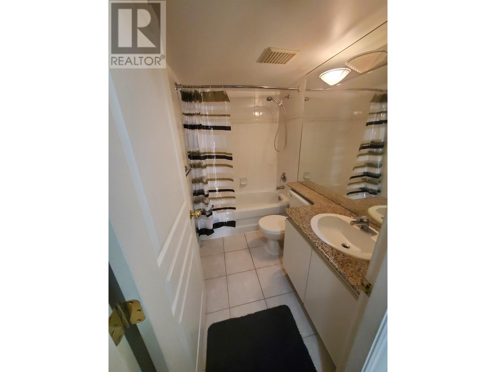 Listing Picture 16 of 19 : 710 1189 HOWE STREET, Vancouver / 溫哥華 - 魯藝地產 Yvonne Lu Group - MLS Medallion Club Member