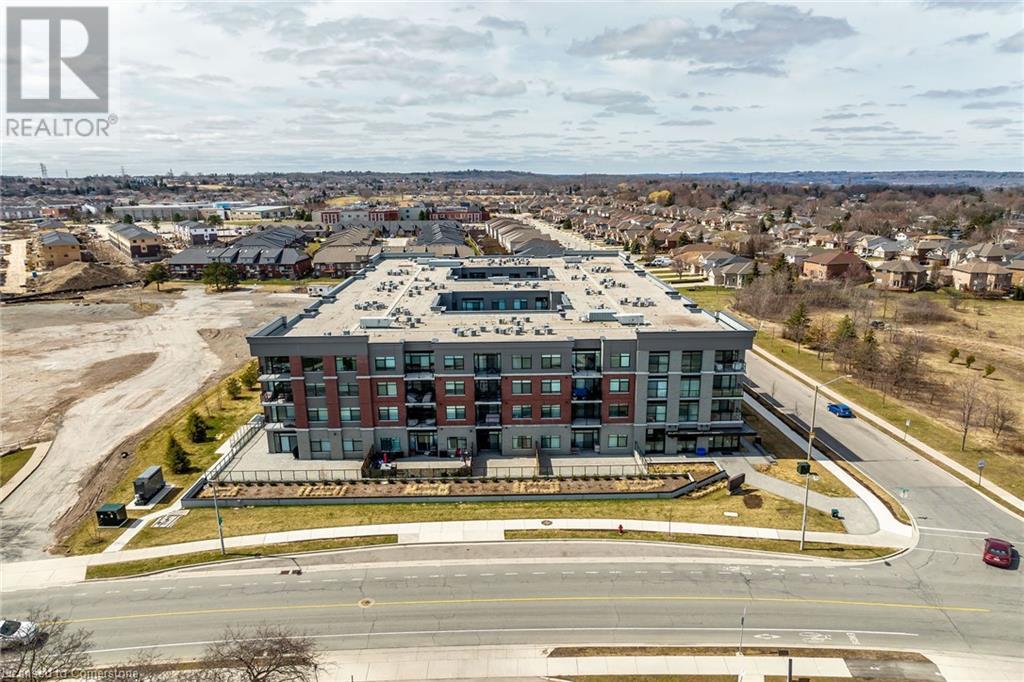 1 Redfern Avenue Unit# 403, Hamilton, Ontario  L9C 7S8 - Photo 4 - 40682592