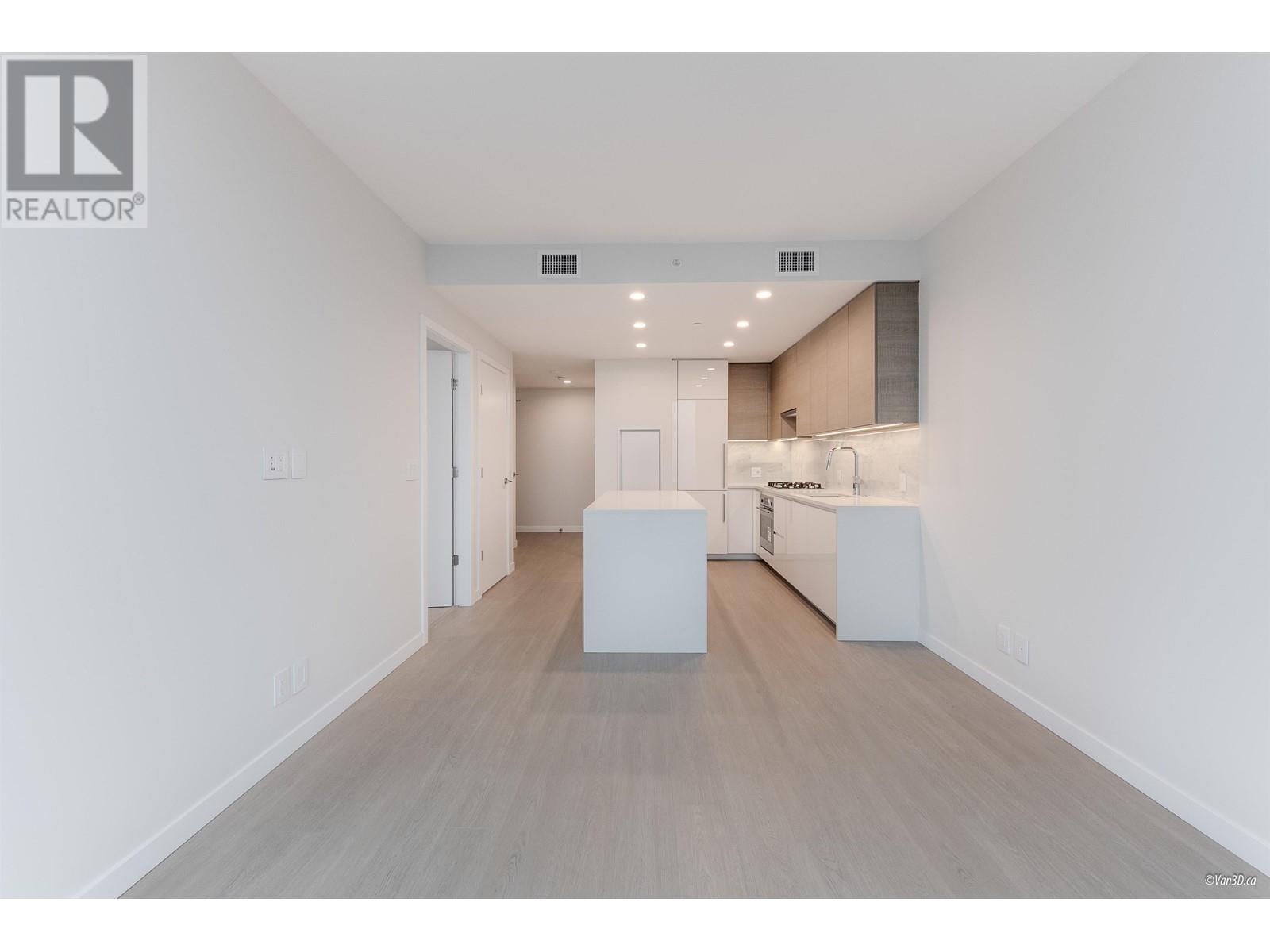 Listing Picture 5 of 25 : 3901 4168 LOUGHEED HIGHWAY HIGHWAY, Burnaby / 本拿比 - 魯藝地產 Yvonne Lu Group - MLS Medallion Club Member