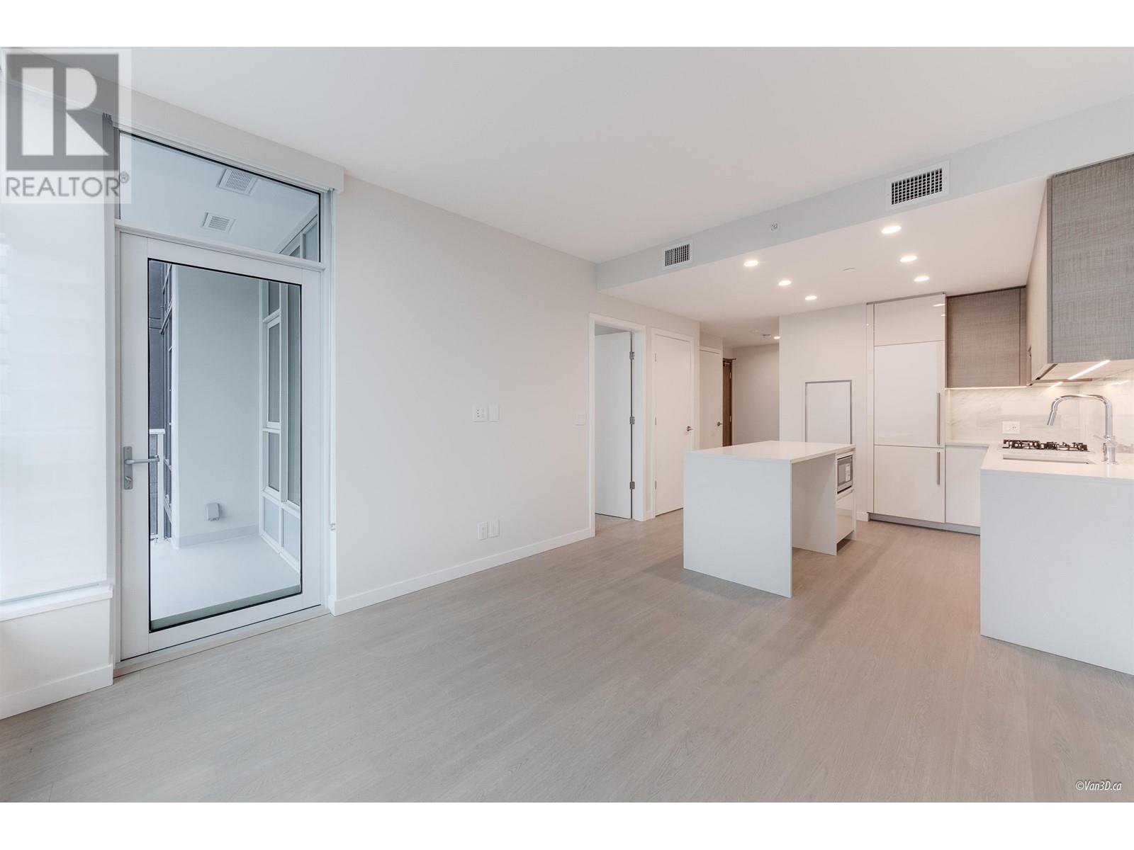 Listing Picture 6 of 25 : 3901 4168 LOUGHEED HIGHWAY HIGHWAY, Burnaby / 本拿比 - 魯藝地產 Yvonne Lu Group - MLS Medallion Club Member